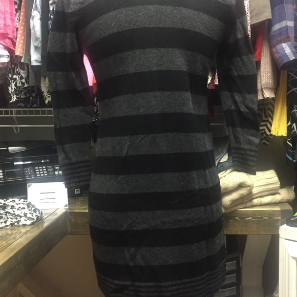 Express Sweater Dress - Picture 2 of 5
